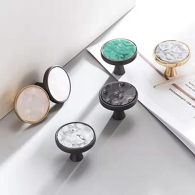 Furniture Knobs 6711