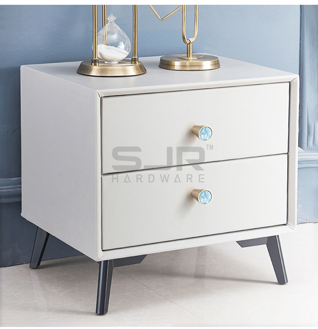 Furniture Knobs 6713