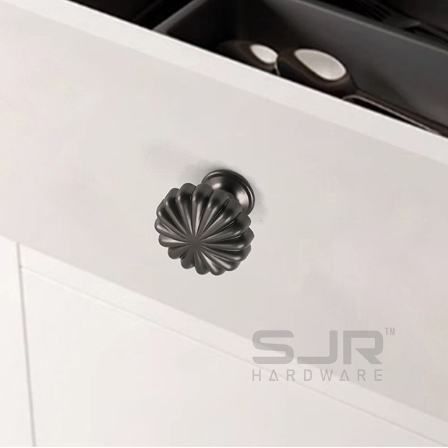Furniture Knobs 10723