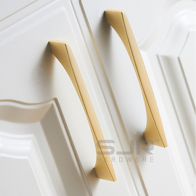 Square Wardrobe Door Handle 2080