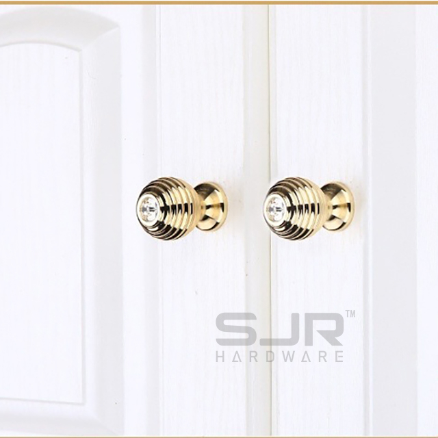 Stylish Zinc Alloy Cabinet Pull 5060