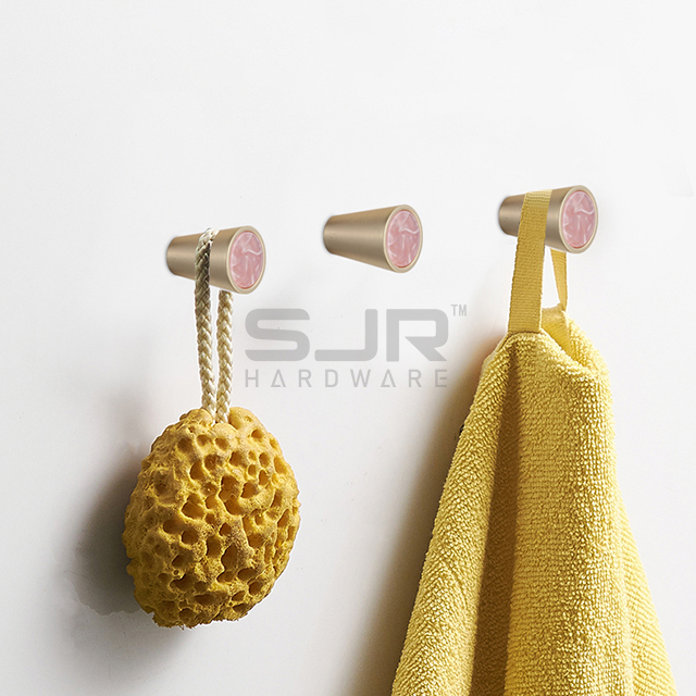Furniture Knobs 6713